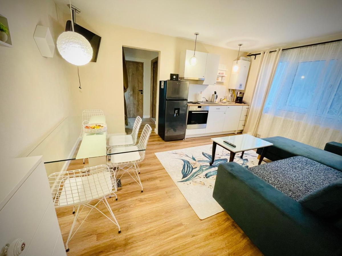 Best Place To Stay-Self Check In-24H Resita Extérieur photo